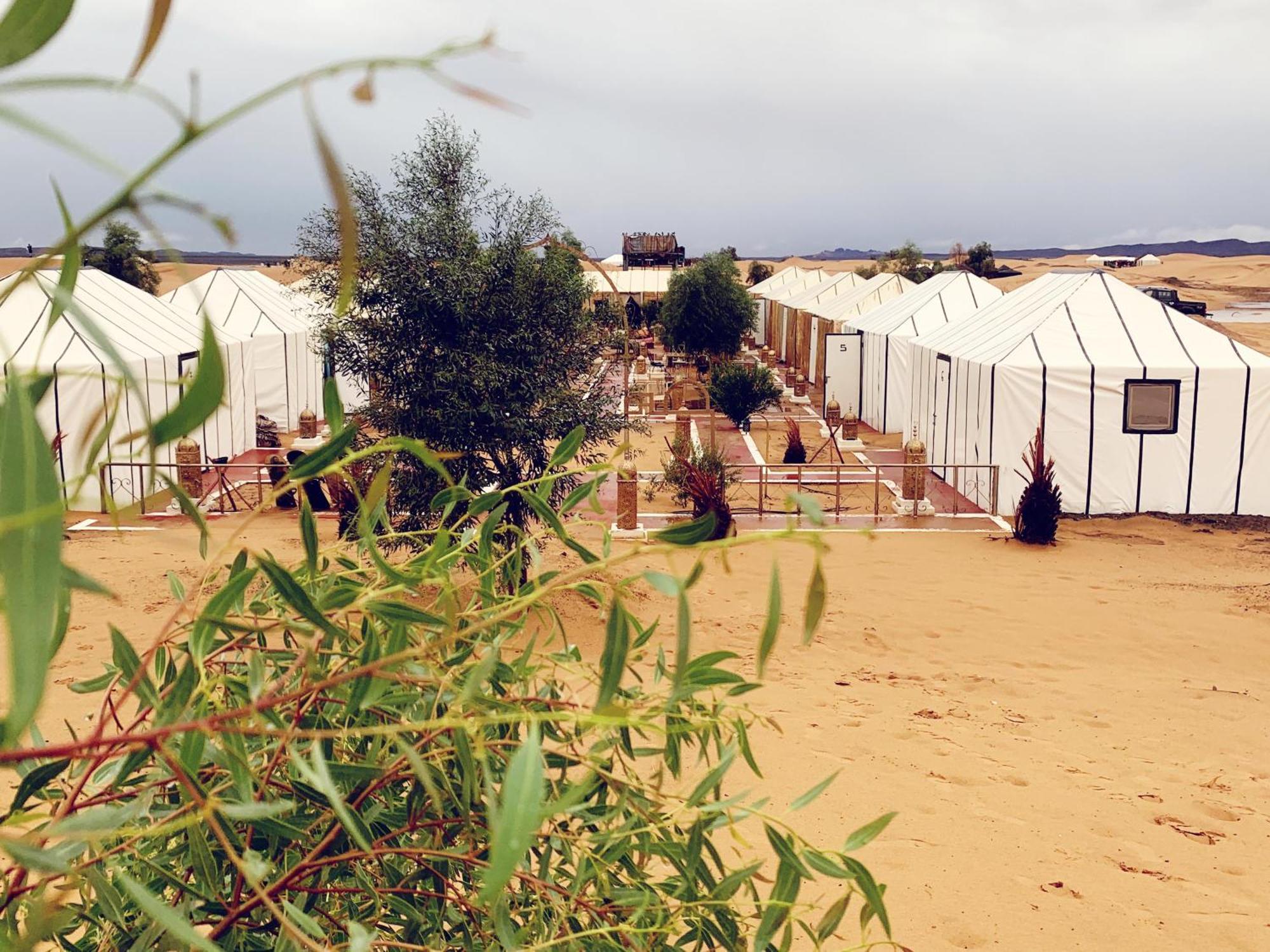 Luxury Desert Camp Мерзуга Экстерьер фото