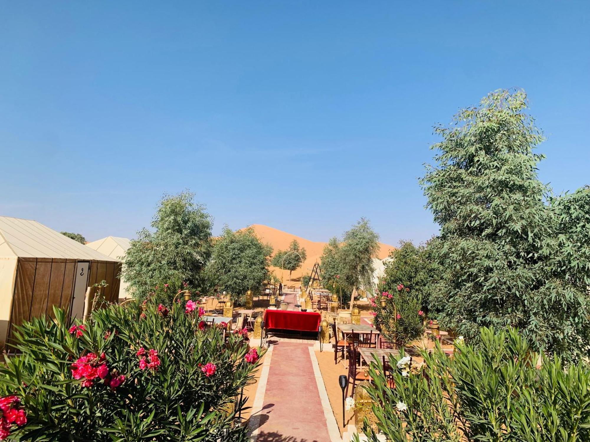 Luxury Desert Camp Мерзуга Экстерьер фото